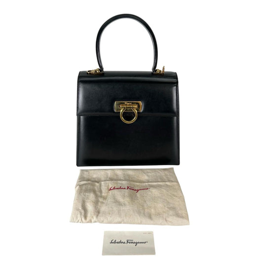 サルヴァトーレフェラガモ Salvatore Ferragamo ハンドバッグ
 ハンドバッグ コンパクト ガンチーニ レザー E210536 ブラック 【SS】
 【中古】