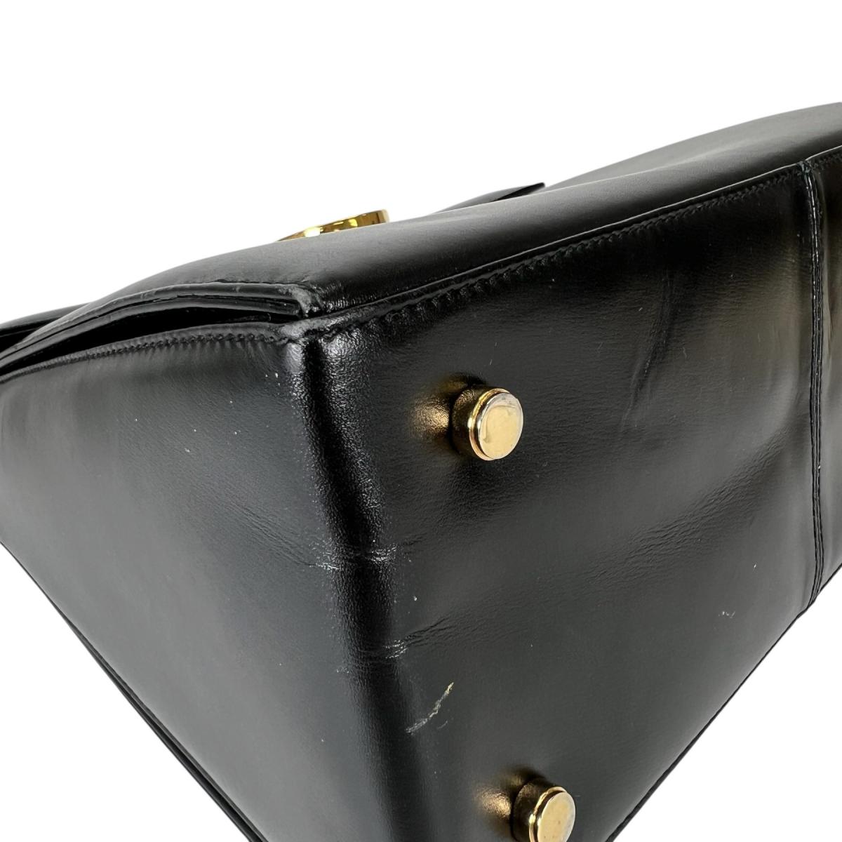 サルヴァトーレフェラガモ Salvatore Ferragamo ハンドバッグ
 ハンドバッグ コンパクト ガンチーニ レザー E210536 ブラック 【SS】
 【中古】