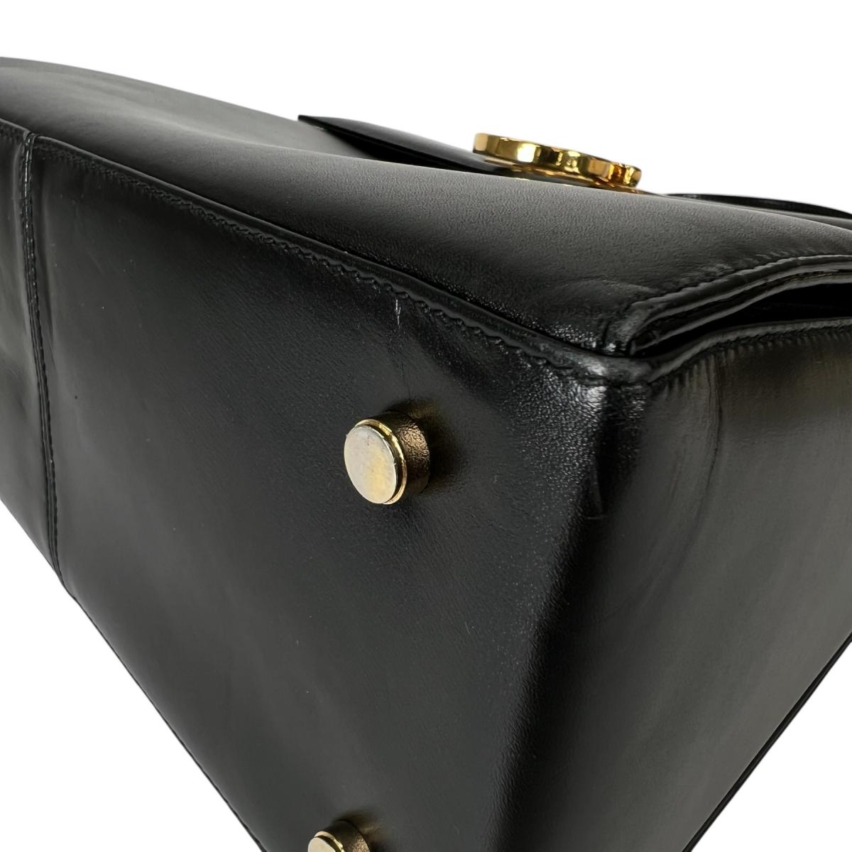 サルヴァトーレフェラガモ Salvatore Ferragamo ハンドバッグ
 ハンドバッグ コンパクト ガンチーニ レザー E210536 ブラック 【SS】
 【中古】