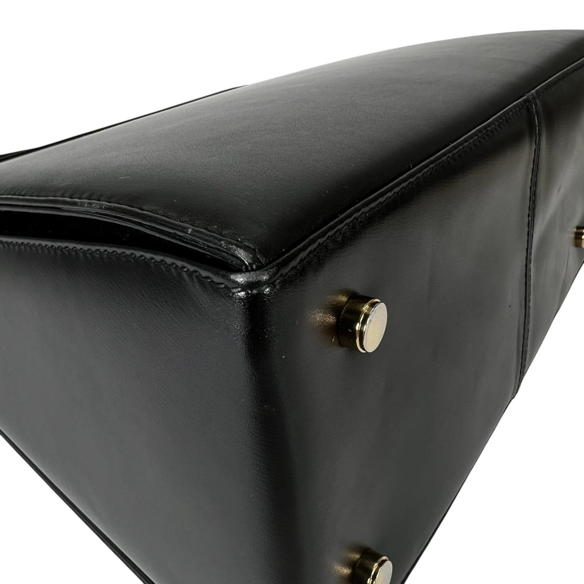 サルヴァトーレフェラガモ Salvatore Ferragamo ハンドバッグ
 ハンドバッグ コンパクト ガンチーニ レザー E210536 ブラック 【SS】
 【中古】
