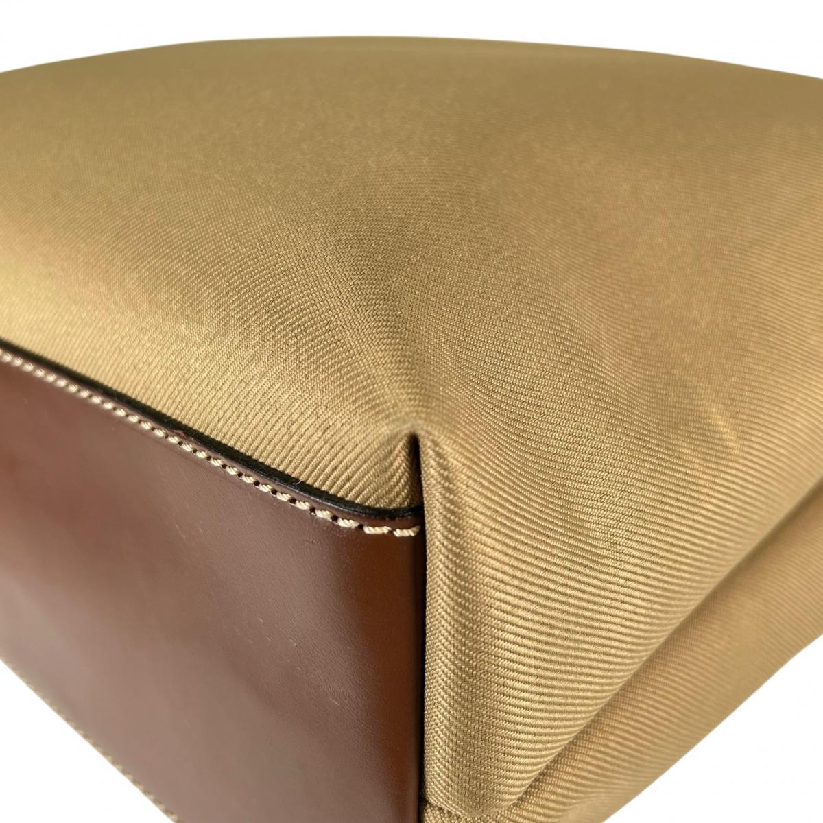 ハンティングワールド HUNTING WORLD ハンドバッグ
 ハンドバッグ ミリタリー サークルハンド キャンバス ベージュ 【SS】
 【中古】