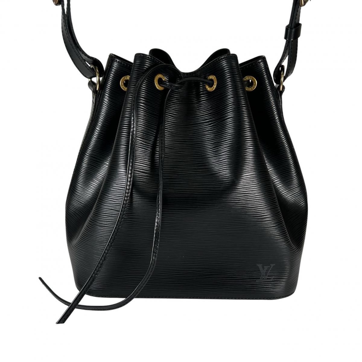 ルイヴィトン LOUIS VUITTON ショルダーバッグ
 ハンドバッグ ノワール プチ ノエ エピレザー M59012 ブラック LV
 【SS】
 【中古】