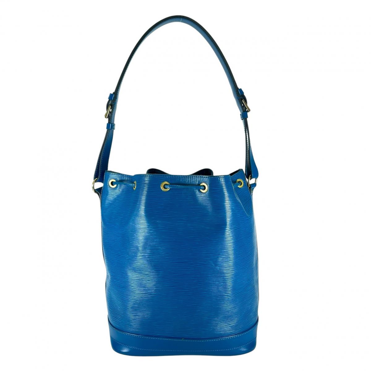 ルイヴィトン LOUIS VUITTON ショルダーバッグ
 ショルダーバッグ トレドブルー ノエ エピレザー M44005 ブルー LV
 【SS】
 【中古】