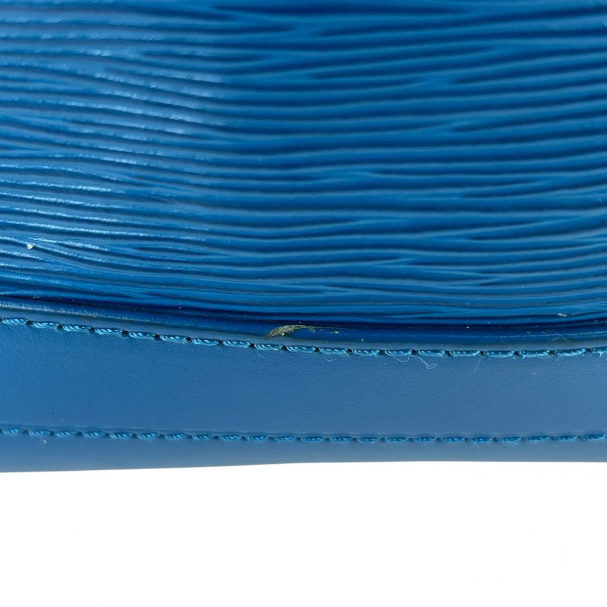 ルイヴィトン LOUIS VUITTON ショルダーバッグ
 ショルダーバッグ トレドブルー ノエ エピレザー M44005 ブルー LV
 【SS】
 【中古】