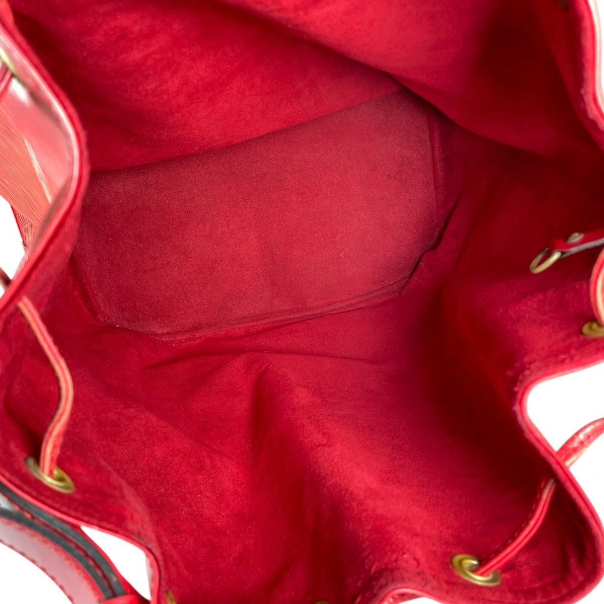 ルイヴィトン LOUIS VUITTON ショルダーバッグ
 ショルダーバッグ カスティリアンレッド ノエ エピレザー M44007 レッド LV
 【SS】
 【中古】