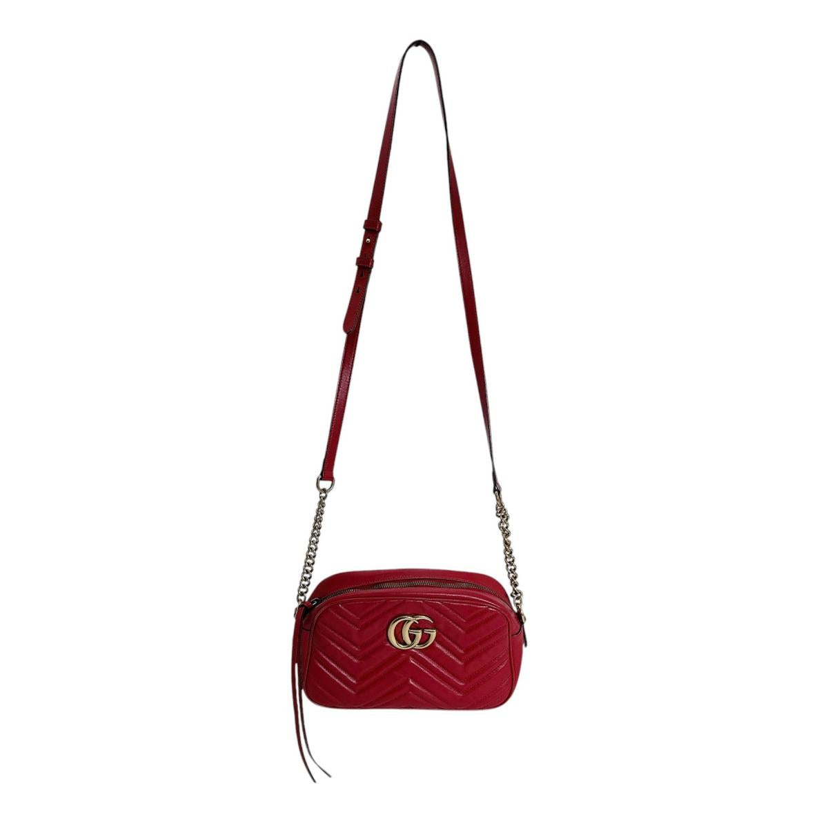 グッチ GUCCI ボディバッグ
 カメラバッグ スモール GGマーモント レザー 447632 レッド 【SS】
 【中古】