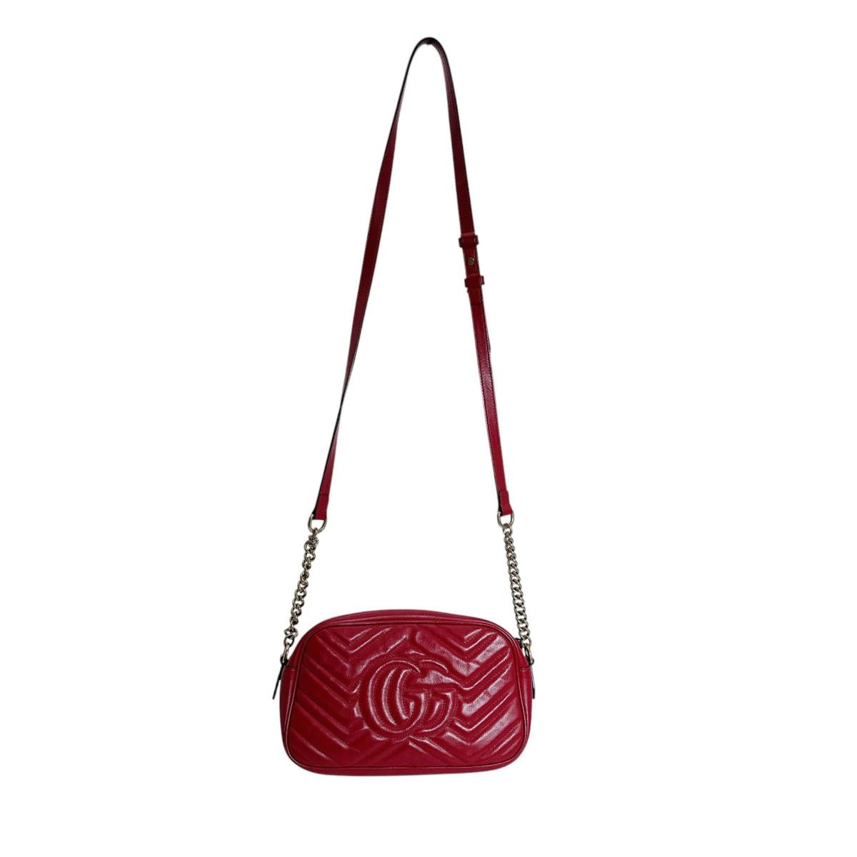 グッチ GUCCI ボディバッグ
 カメラバッグ スモール GGマーモント レザー 447632 レッド 【SS】
 【中古】