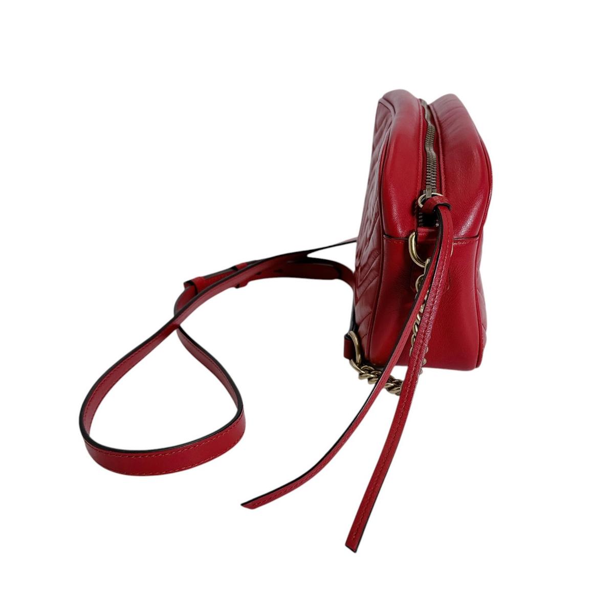グッチ GUCCI ボディバッグ
 カメラバッグ スモール GGマーモント レザー 447632 レッド 【SS】
 【中古】