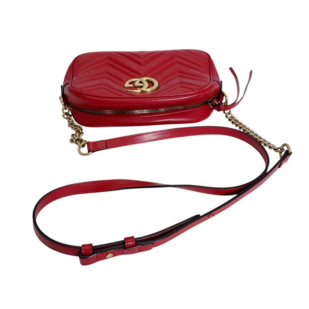 グッチ GUCCI ボディバッグ
 カメラバッグ スモール GGマーモント レザー 447632 レッド 【SS】
 【中古】