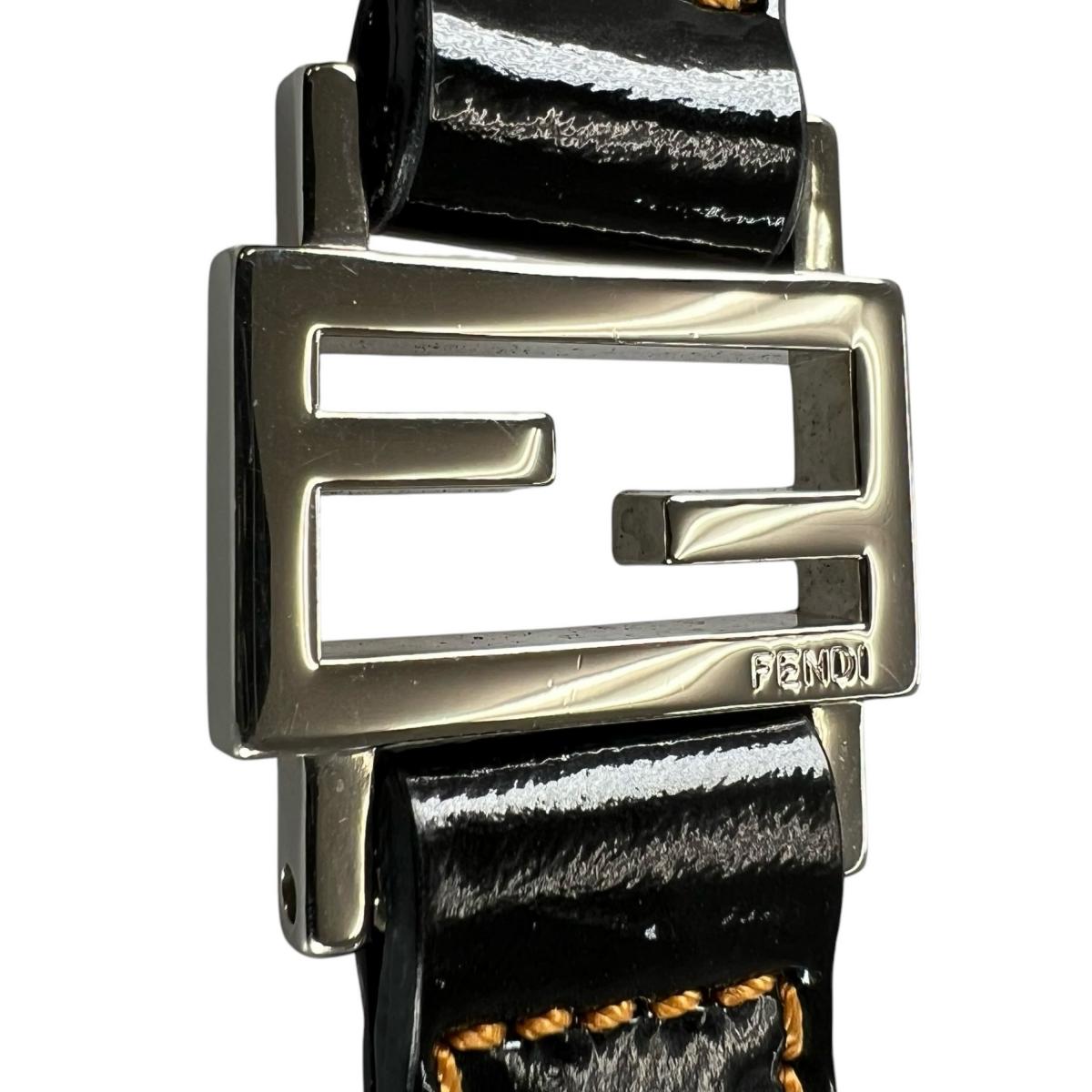 フェンディ FENDI ショルダーバッグ
 ショルダーバッグ ズッキーノ 肩掛け 軽量 ナイロン 8BR042 グレー 【SS】
 【中古】