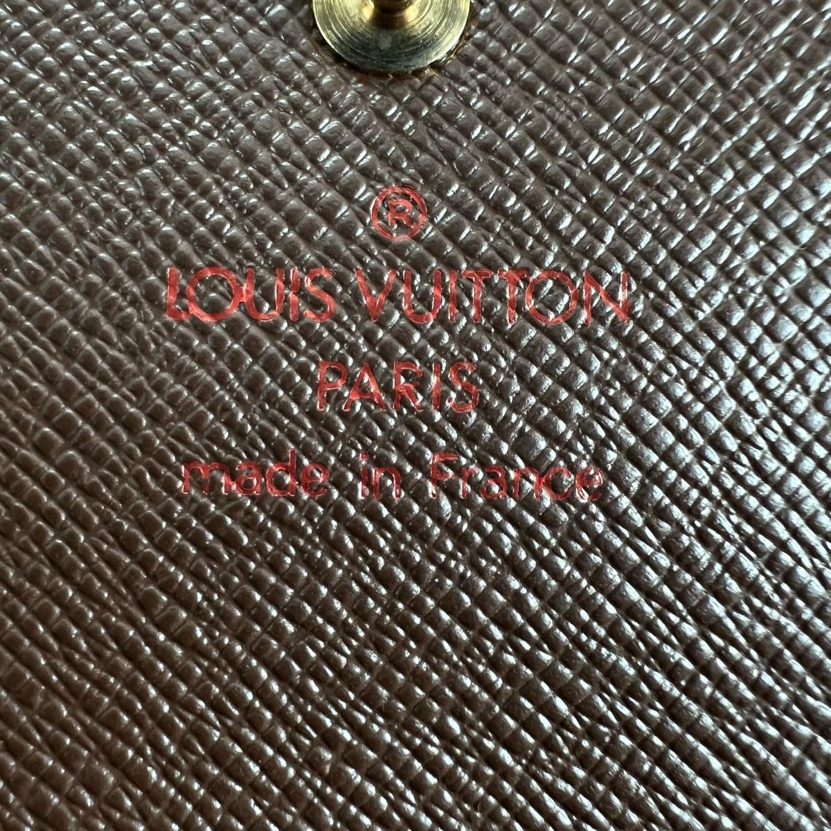 ルイヴィトン LOUIS VUITTON キーケース
 キーケース6本用 ダミエ ミュルティクレ6 ダミエキャンバス N62630 ブラウン LV
 【SS】
 【中古】