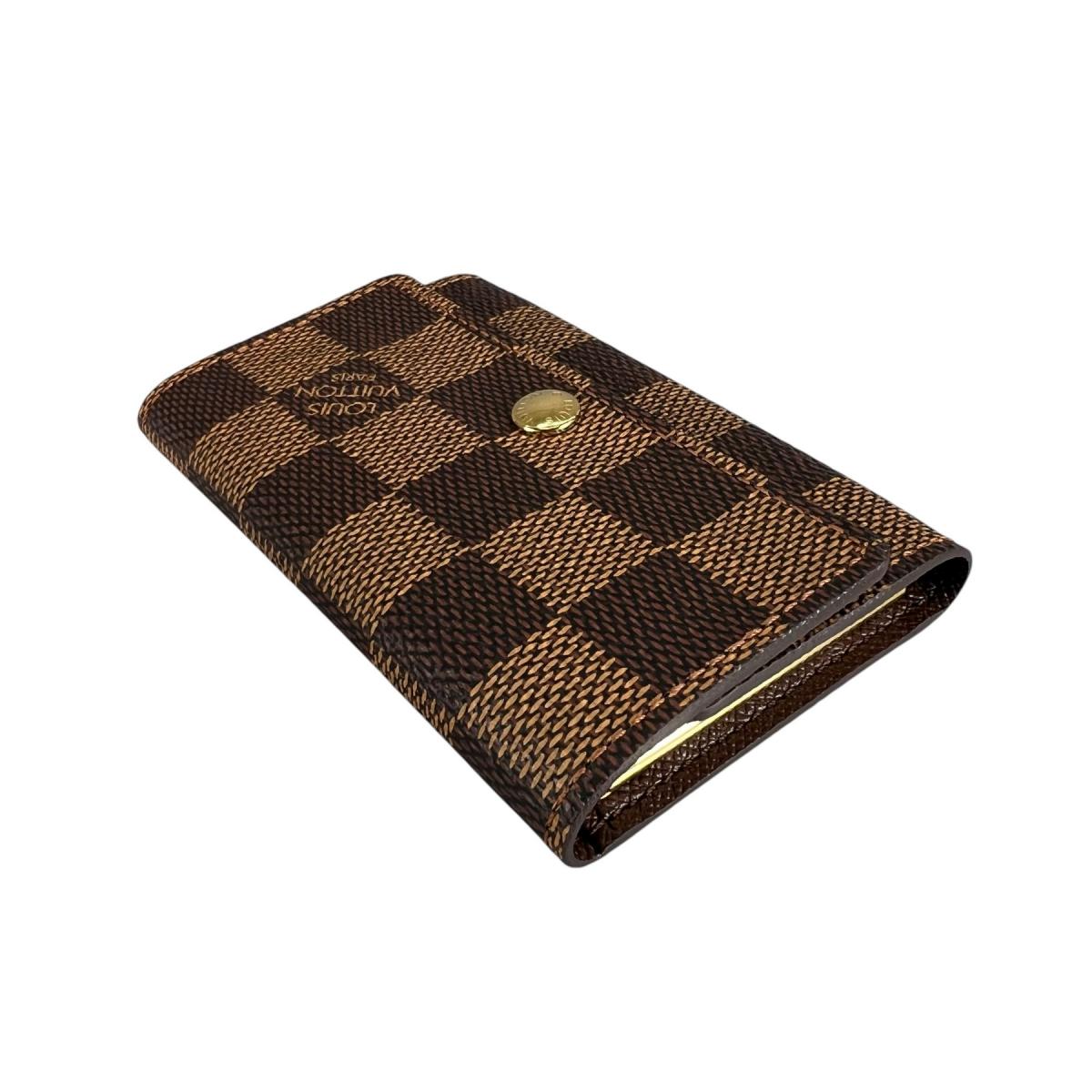 ルイヴィトン LOUIS VUITTON キーケース
 キーケース6本用 ダミエ ミュルティクレ6 ダミエキャンバス N62630 ブラウン LV
 【SS】
 【中古】
