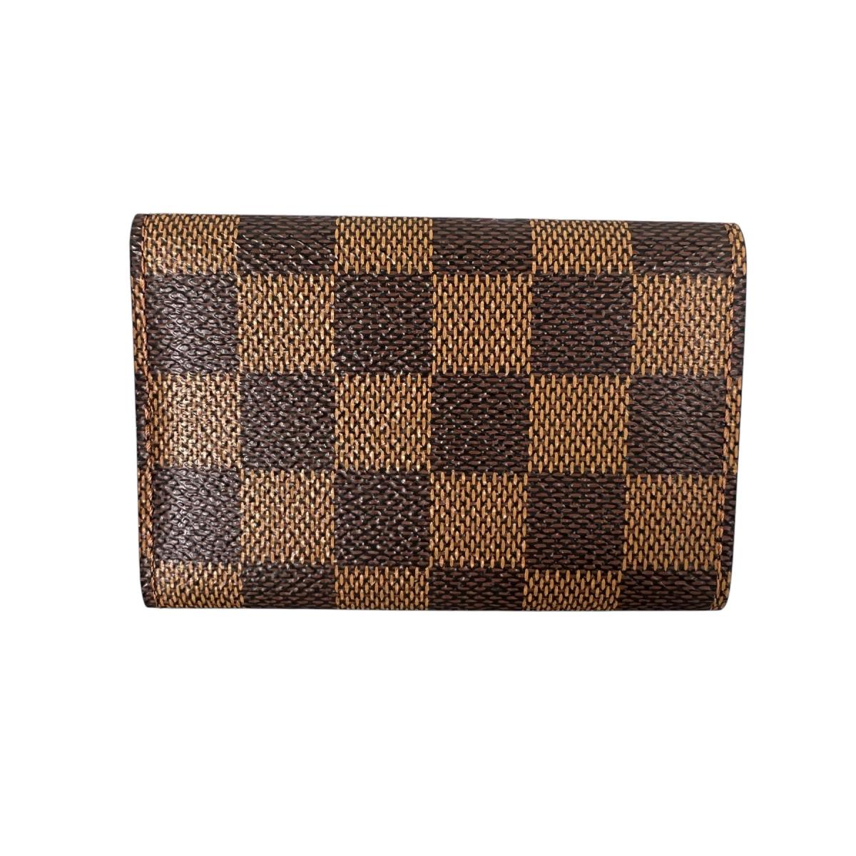 ルイヴィトン LOUIS VUITTON キーケース
 キーケース6本用 ダミエ ミュルティクレ6 ダミエキャンバス N62630 ブラウン LV
 【SS】
 【中古】