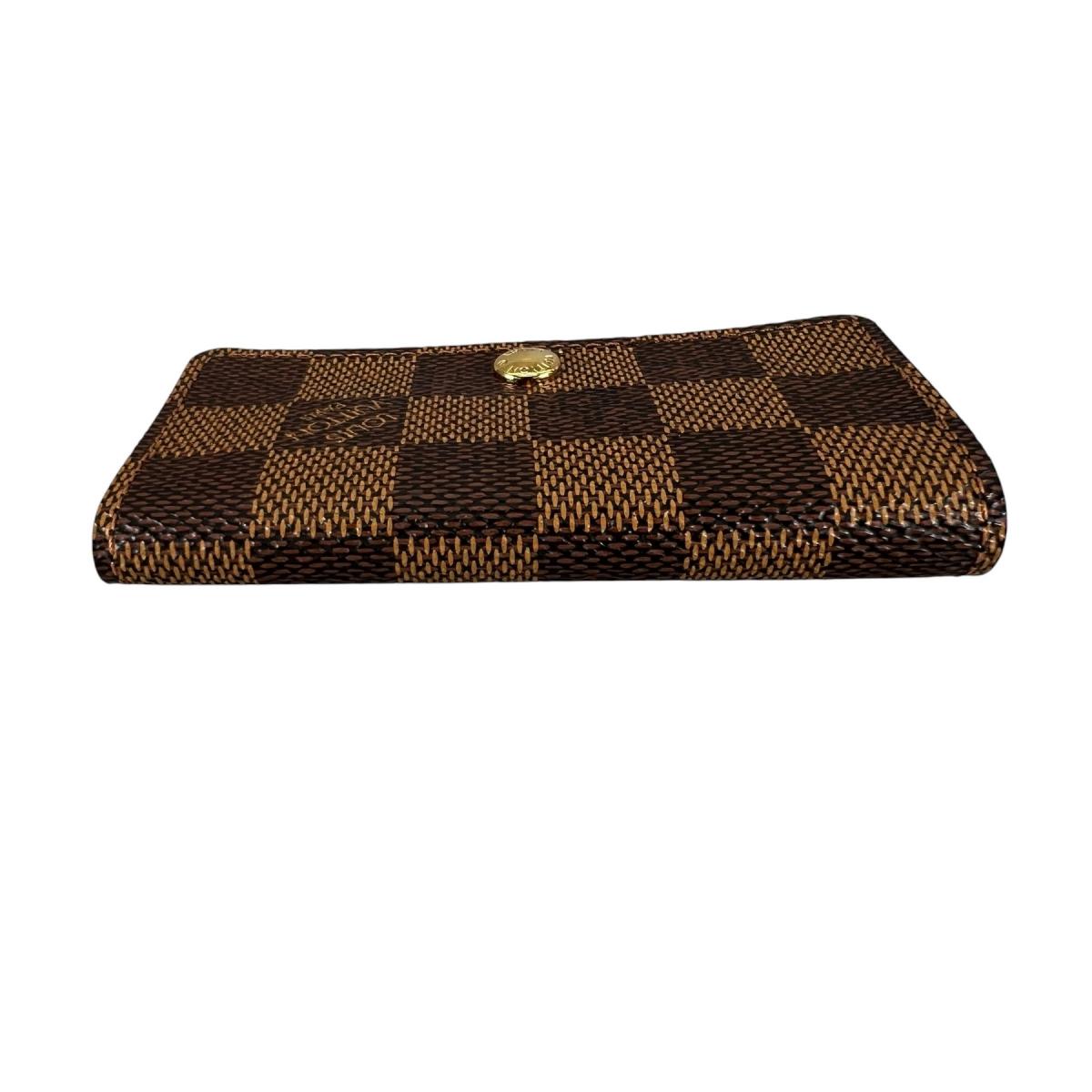 ルイヴィトン LOUIS VUITTON キーケース
 キーケース6本用 ダミエ ミュルティクレ6 ダミエキャンバス N62630 ブラウン LV
 【SS】
 【中古】