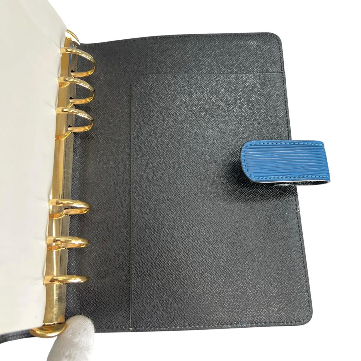 ルイヴィトン LOUIS VUITTON 手帳カバー
 アジェンダ エピ MM エピレザー R20045 トレドブルー LV
 【SS】
 【中古】