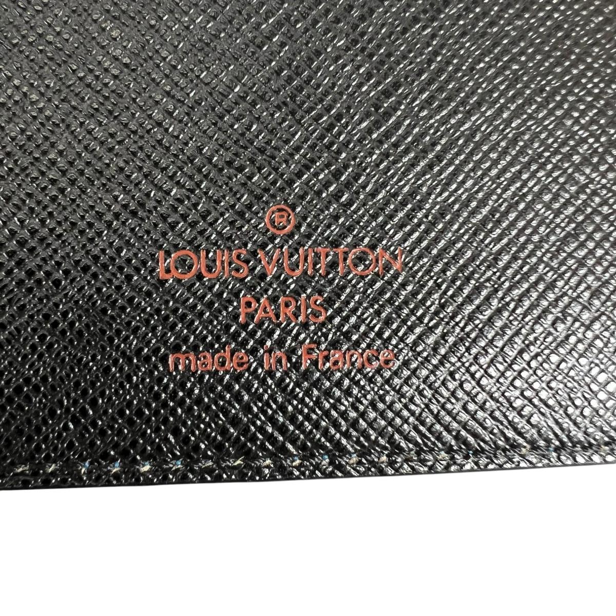 ルイヴィトン LOUIS VUITTON 手帳カバー
 アジェンダ エピ MM エピレザー R20045 トレドブルー LV
 【SS】
 【中古】