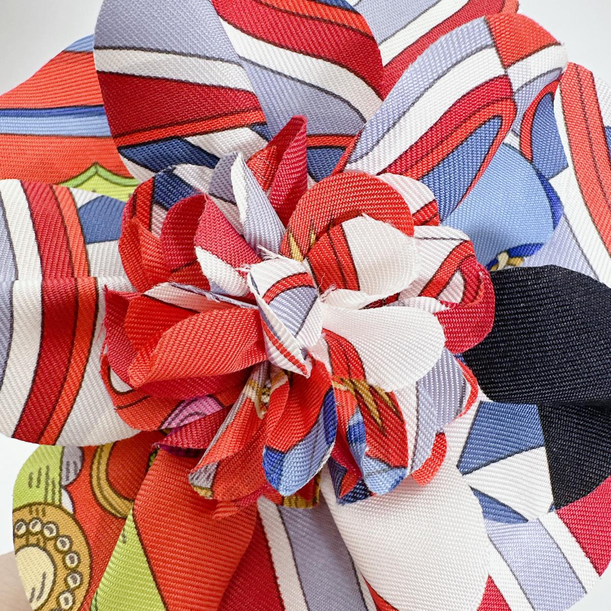 エルメス HERMES ブローチ
 コサージュ シルク フラワー シルク レッド 【SS】
 【中古】