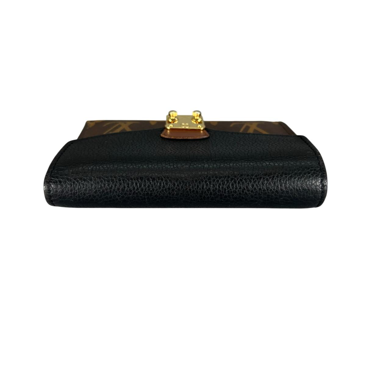 ルイヴィトン LOUIS VUITTON 二つ折り財布
 二つ折り財布 モノグラム ポルトフォイユ・パラス コンパクト モノグラムキャンバス M67479 ブラウン LV
 【SS】
 【中古】