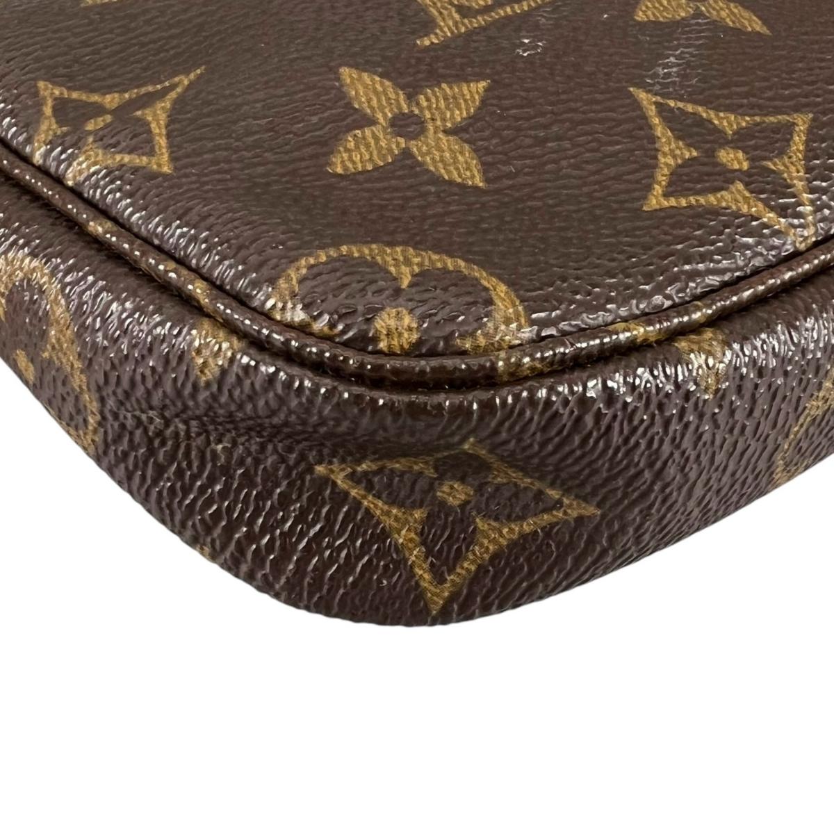 ルイヴィトン LOUIS VUITTON ハンドバッグ
 ポシェット モノグラム Pochette Accessoires モノグラムキャンバス M51980 ブラウン LV
 【SS】
 【中古】