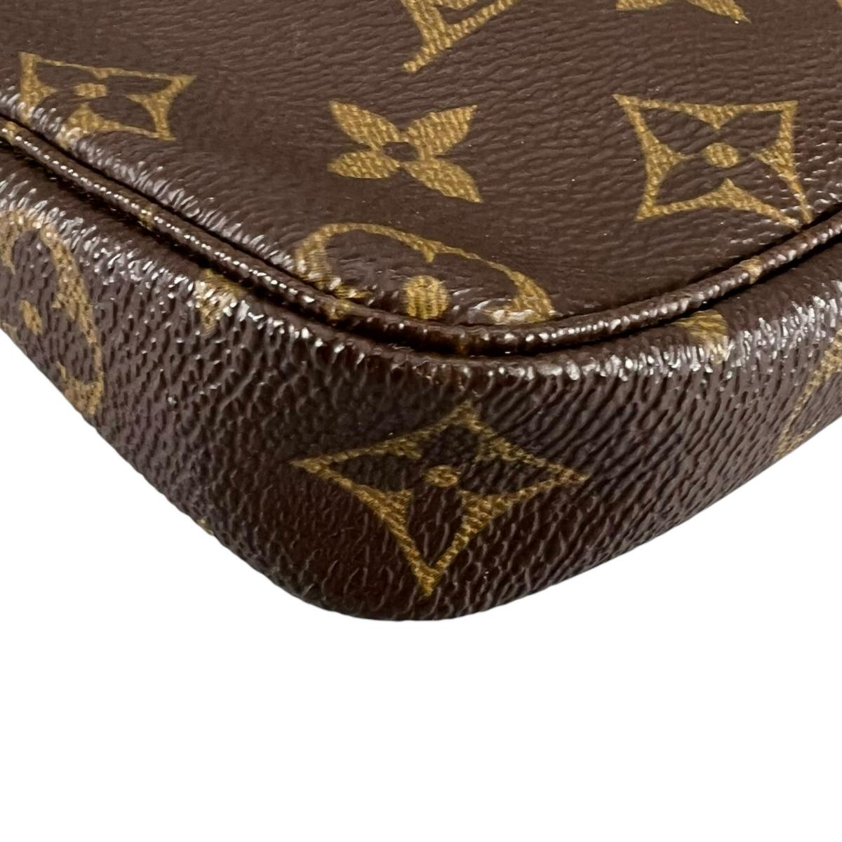 ルイヴィトン LOUIS VUITTON ハンドバッグ
 ポシェット モノグラム Pochette Accessoires モノグラムキャンバス M51980 ブラウン LV
 【SS】
 【中古】