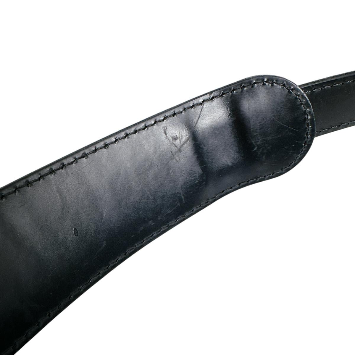 ルイヴィトン LOUIS VUITTON ショルダーストラップ
 バッグアクセサリー マカサー 肩掛けストラップ ヌメ革 ブラック LV
 【SS】
 【中古】
