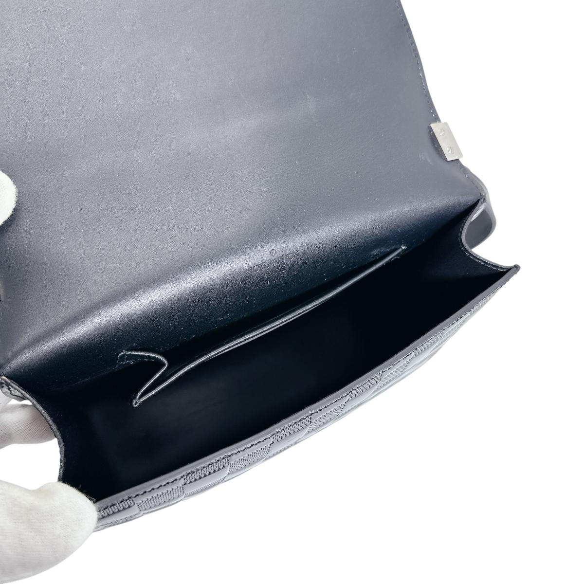 ルイヴィトン LOUIS VUITTON ショルダーバッグ
 ショルダーバッグ キャバレー ダミエ・ヴェルニ エナメル M92124 ブラック LV
 【SS】
 【中古】