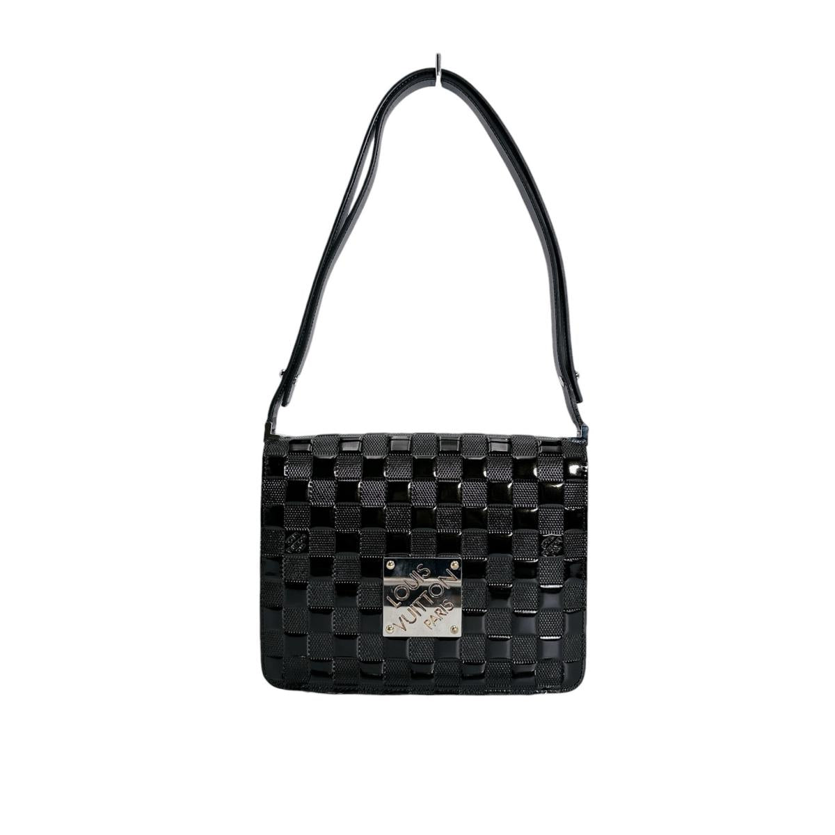 ルイヴィトン LOUIS VUITTON ショルダーバッグ
 ショルダーバッグ キャバレー ダミエ・ヴェルニ エナメル M92124 ブラック LV
 【SS】
 【中古】