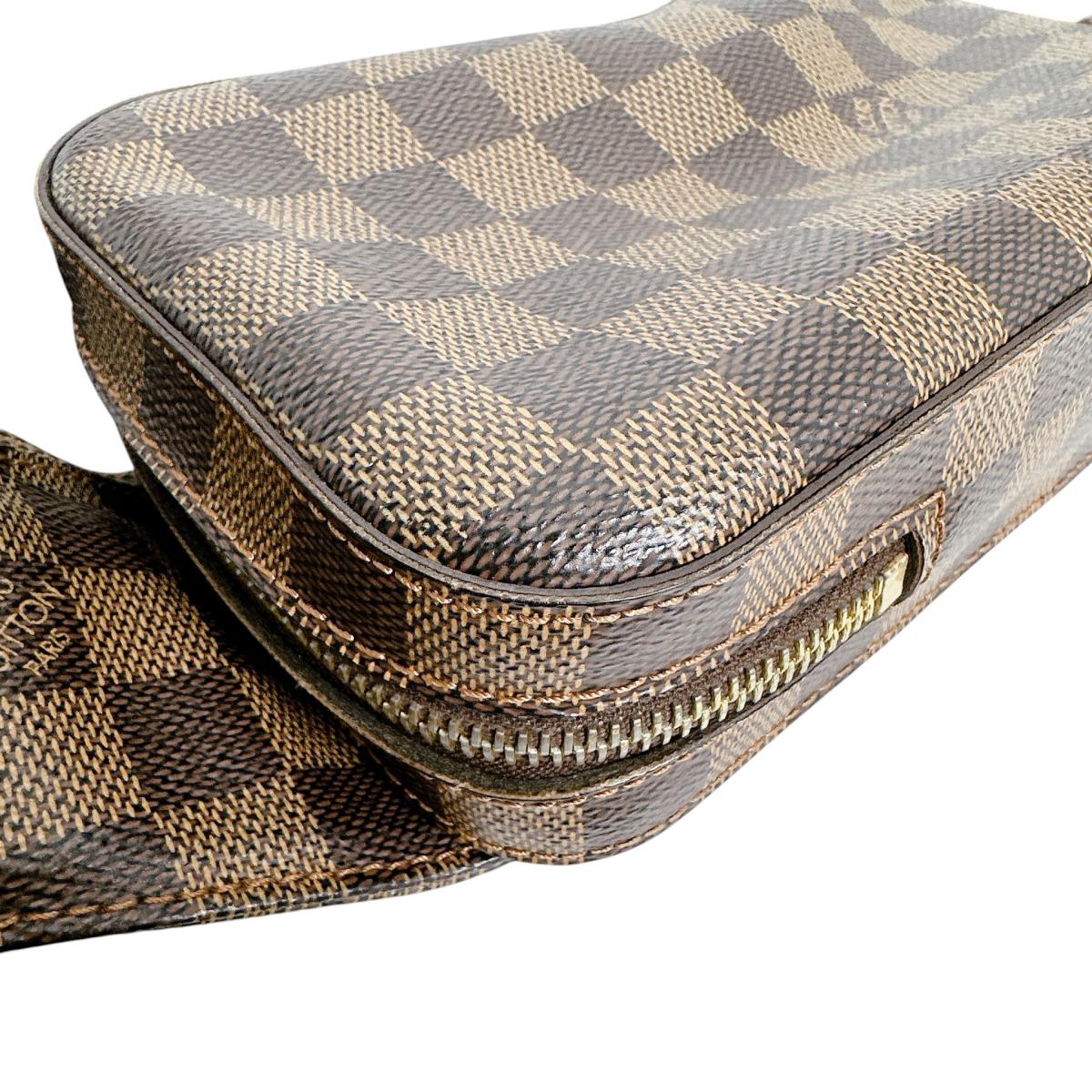 ルイヴィトン LOUIS VUITTON ボディバッグ
 ウエストポーチ 斜め掛け ジェロニモス ダミエキャンバス N51994 ブラウン LV
 【SS】
 【中古】