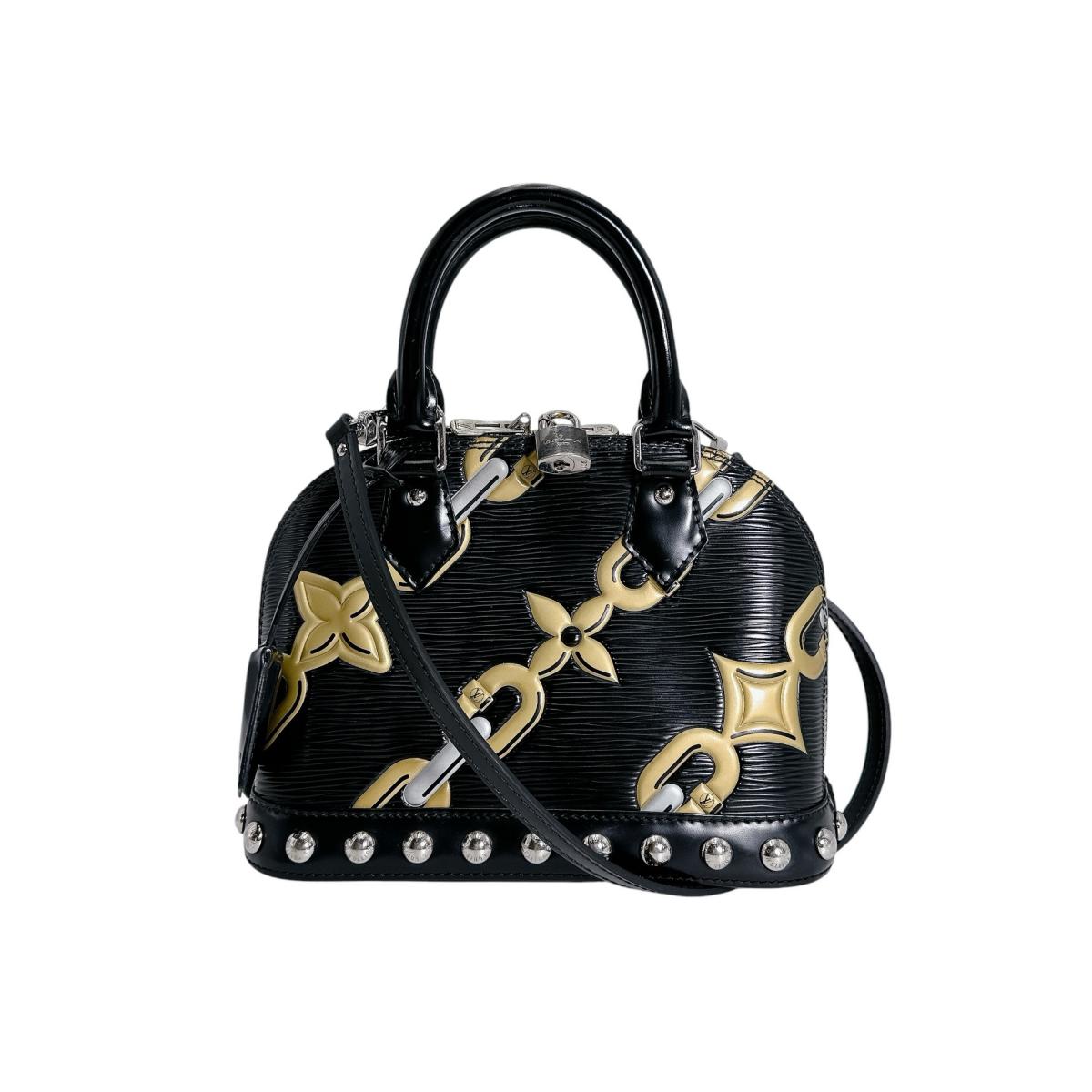 ルイヴィトン LOUIS VUITTON ショルダーバッグ
 チェーン柄 エピ アルマBB エピレザー M42482 ノワール LV
 【SS】
 【中古】