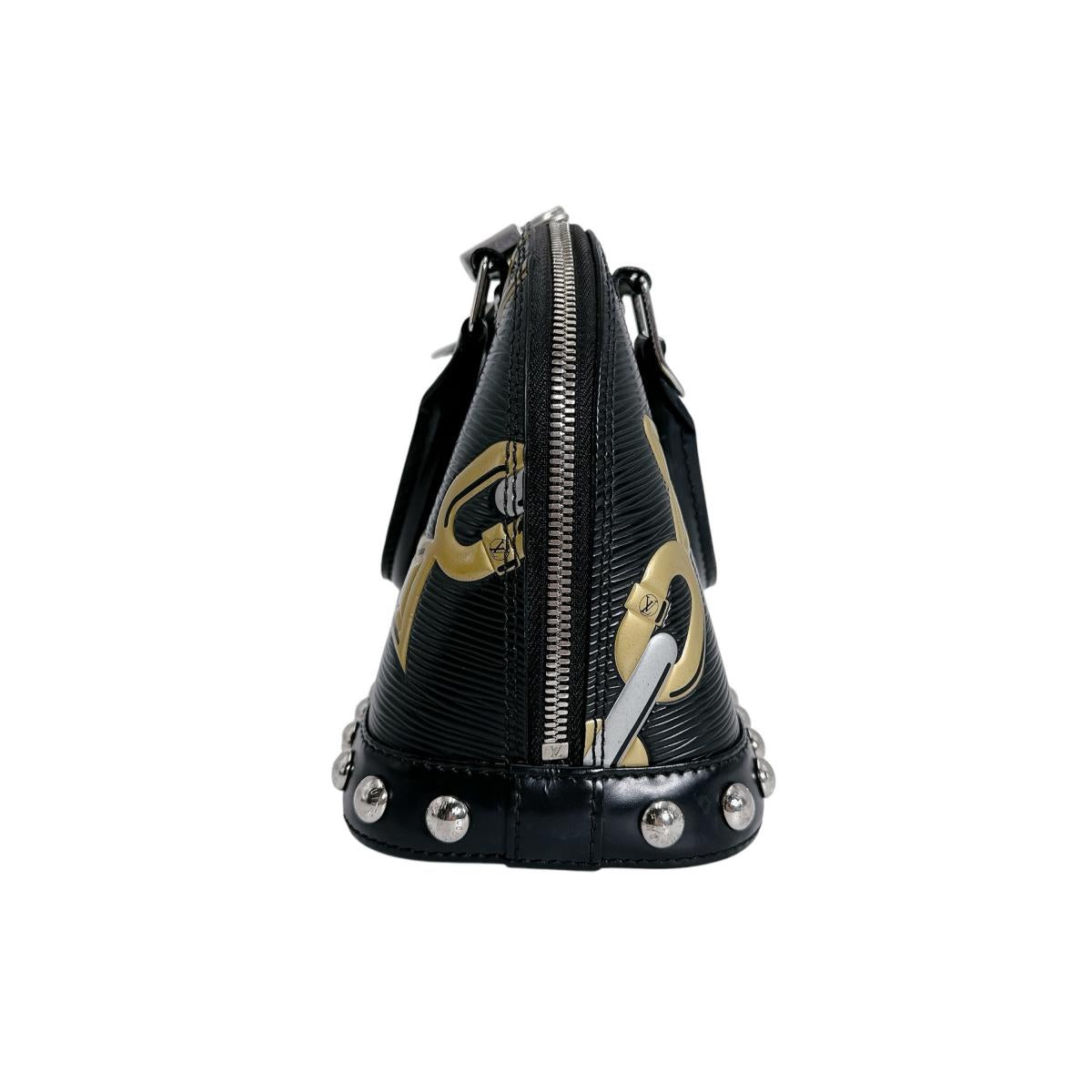 ルイヴィトン LOUIS VUITTON ショルダーバッグ
 チェーン柄 エピ アルマBB エピレザー M42482 ノワール LV
 【SS】
 【中古】