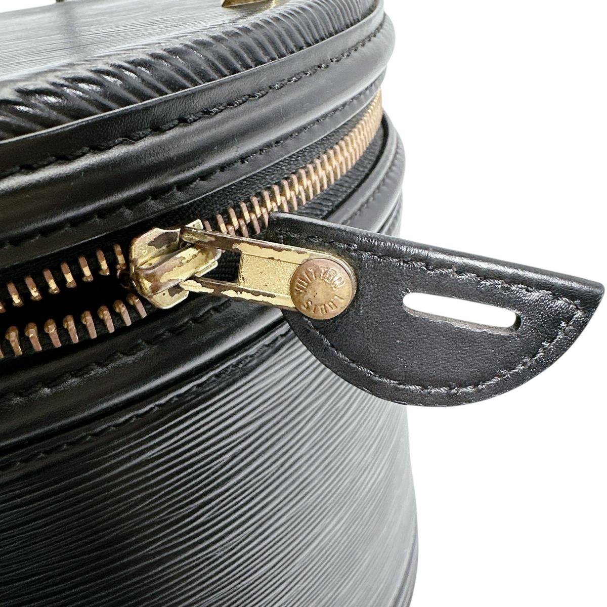 ルイヴィトン LOUIS VUITTON ハンドバッグ
 ハンドバッグ エピ カンヌ エピレザー M48032 ブラック LV
 【SS】
 【中古】
