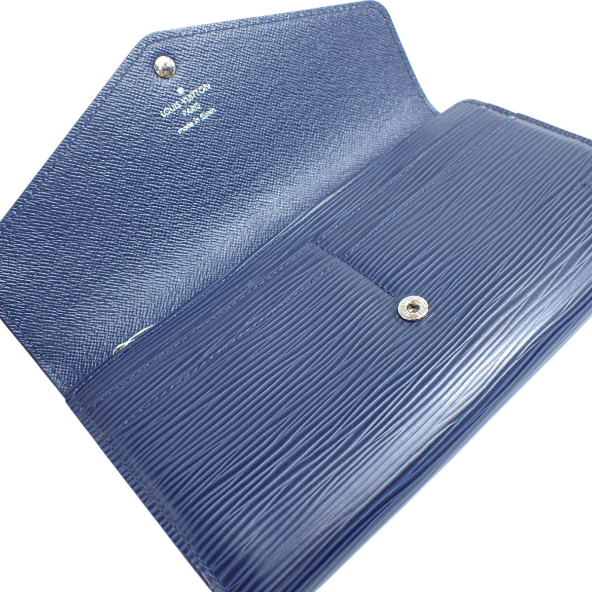 ルイヴィトン LOUIS VUITTON 長財布
 長財布 エピ ポルトフォイユサラ エピレザー M60585 インディゴブルー LV
 【SS】
 【中古】