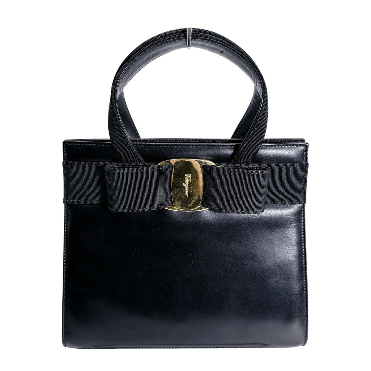 サルヴァトーレフェラガモ Salvatore Ferragamo ハンドバッグ
 ハンドバッグ コンパクト ヴァラリボン レザー ブラック 【SS】
 【中古】
