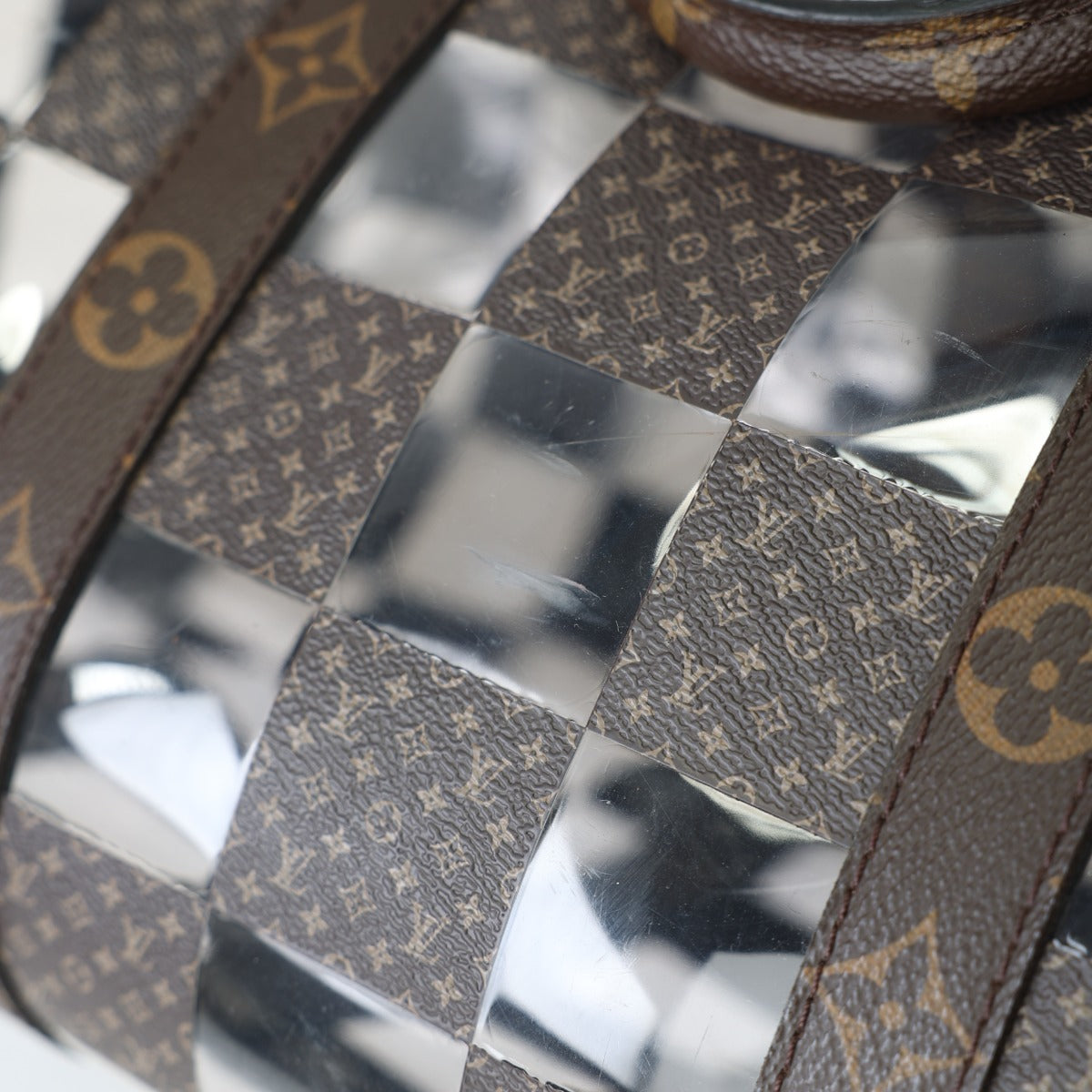 ルイヴィトン LOUIS VUITTON ボストンバッグ
 旅行かばん モノグラムチェス キーポル･バンドリエール50 PVC M20864 ブラウン LV
 【SS】
 【中古】
