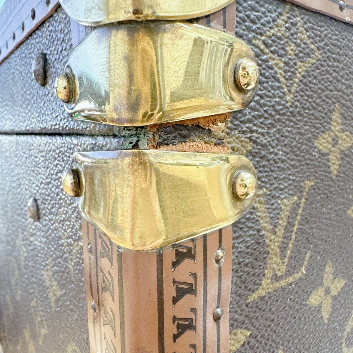 ルイヴィトン LOUIS VUITTON トランク
 アタッシュケース モノグラム ボワットブテイユ モノグラムキャンバス M21822 ブラウン LV
 【SS】
 【中古】
