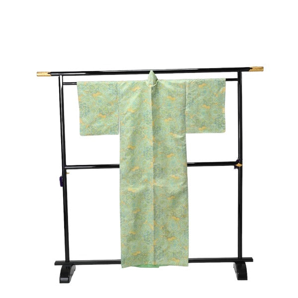 Other kimonos
 Kimono, Japanese clothing, synthetic fiber, slim, polyester, young leaf color [H]
 【second hand】 