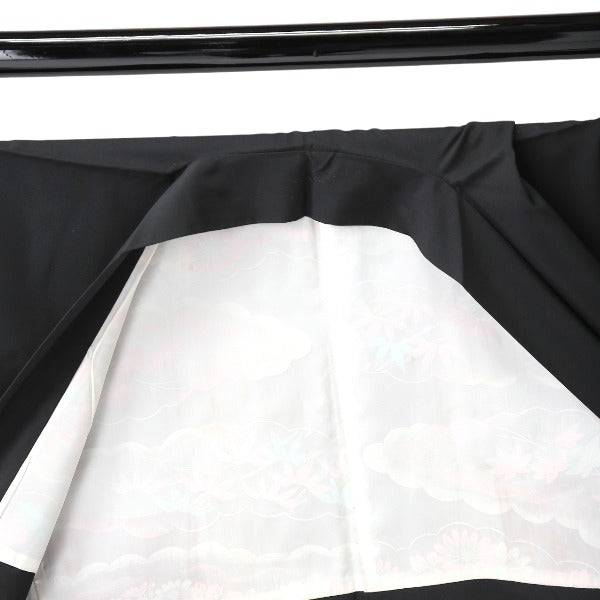 Haori
 Black-painted Haori with flowers, synthetic fiber, polyester, black [SS]
 【second hand】 