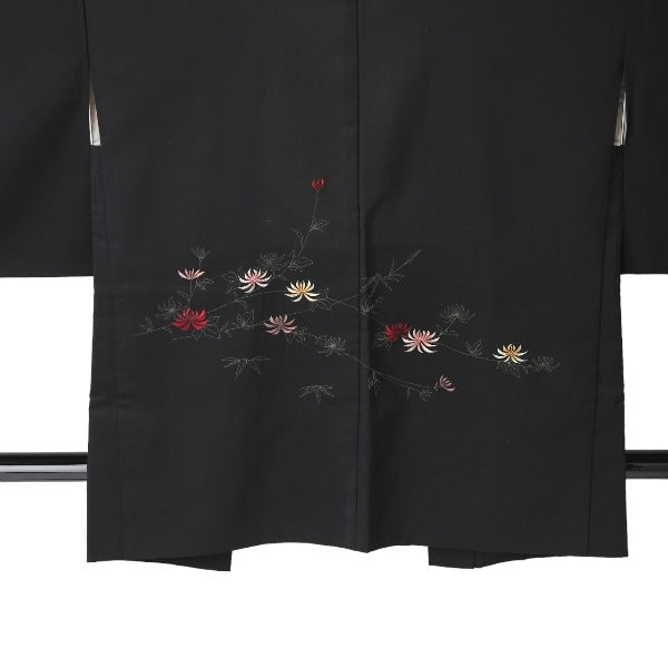 Haori
 Black-painted Haori with flowers, synthetic fiber, polyester, black [SS]
 【second hand】 