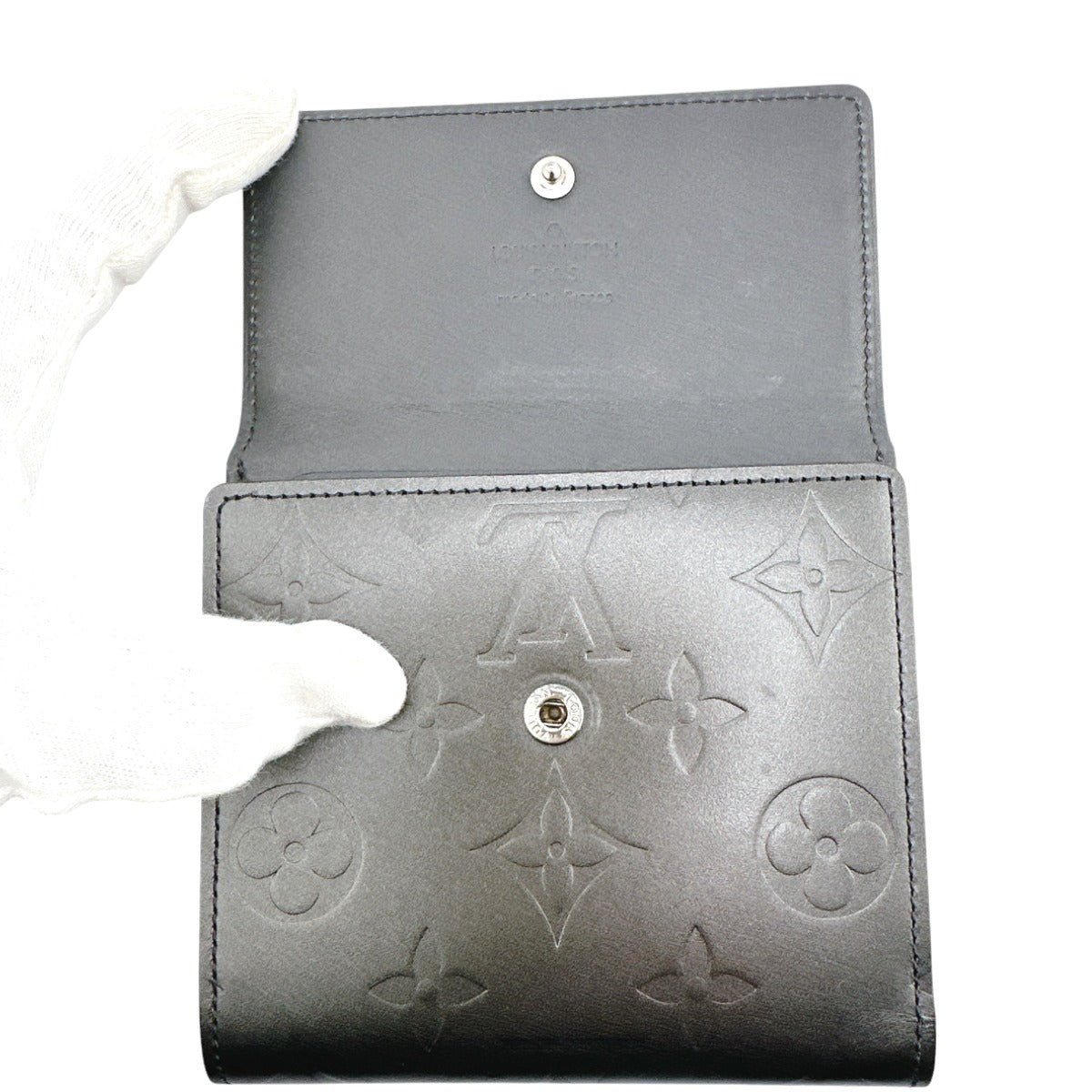 ルイヴィトン LOUIS VUITTON 二つ折り財布
 カード用ポケット付財布 モノグラム ポルトモネビエカルトクレディ モノグラムマット M65112 ノワール LV
 【SS】
 【中古】