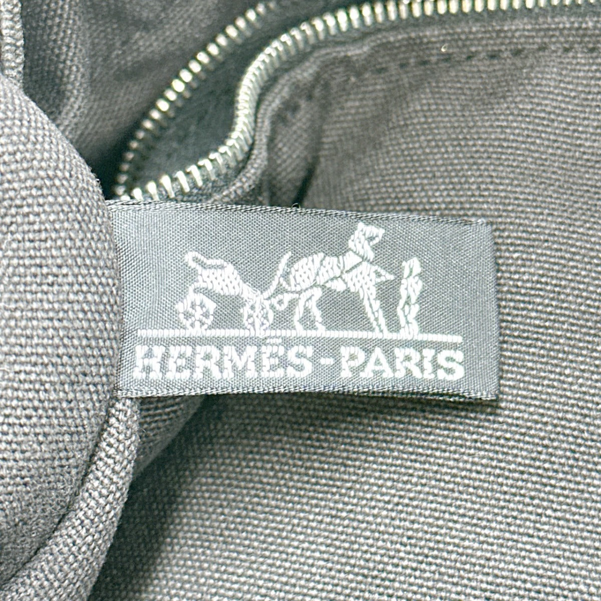 エルメス HERMES トートバッグ
 ビジネスバッグ 定番人気 フールトゥMM キャンバス ブラック 【SS】
 【中古】