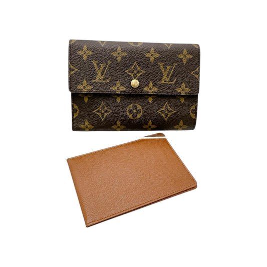ルイヴィトン LOUIS VUITTON 三つ折り財布
 三つ折り財布 モノグラム ポルトトレゾー・エチュイ モノグラムキャンバス M61202 ブラウン LV
 【SS】
 【中古】