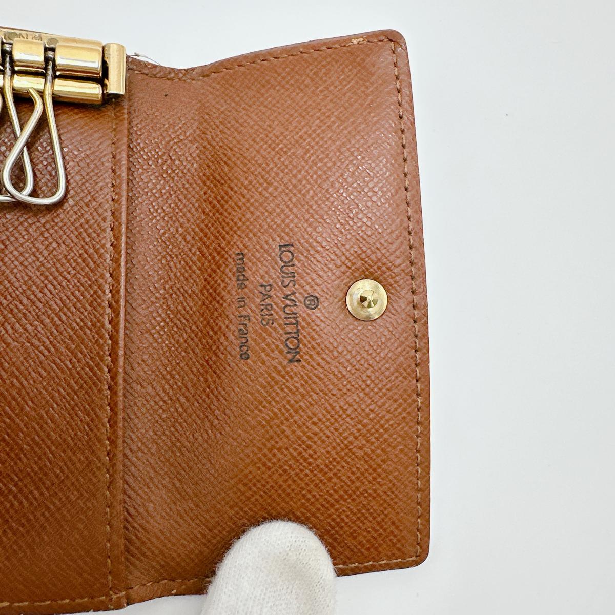 ルイヴィトン LOUIS VUITTON キーケース
 4本用キーケース モノグラム ミュルティクレ4 モノグラムキャンバス M62631 ブラウン LV
 【SS】
 【中古】