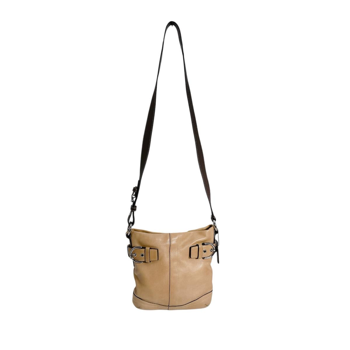 コーチ COACH ショルダーバッグ
 斜めがけ 無地 ロングショルダー レザー J05S-3594 ブラウン 【SS】
 【中古】