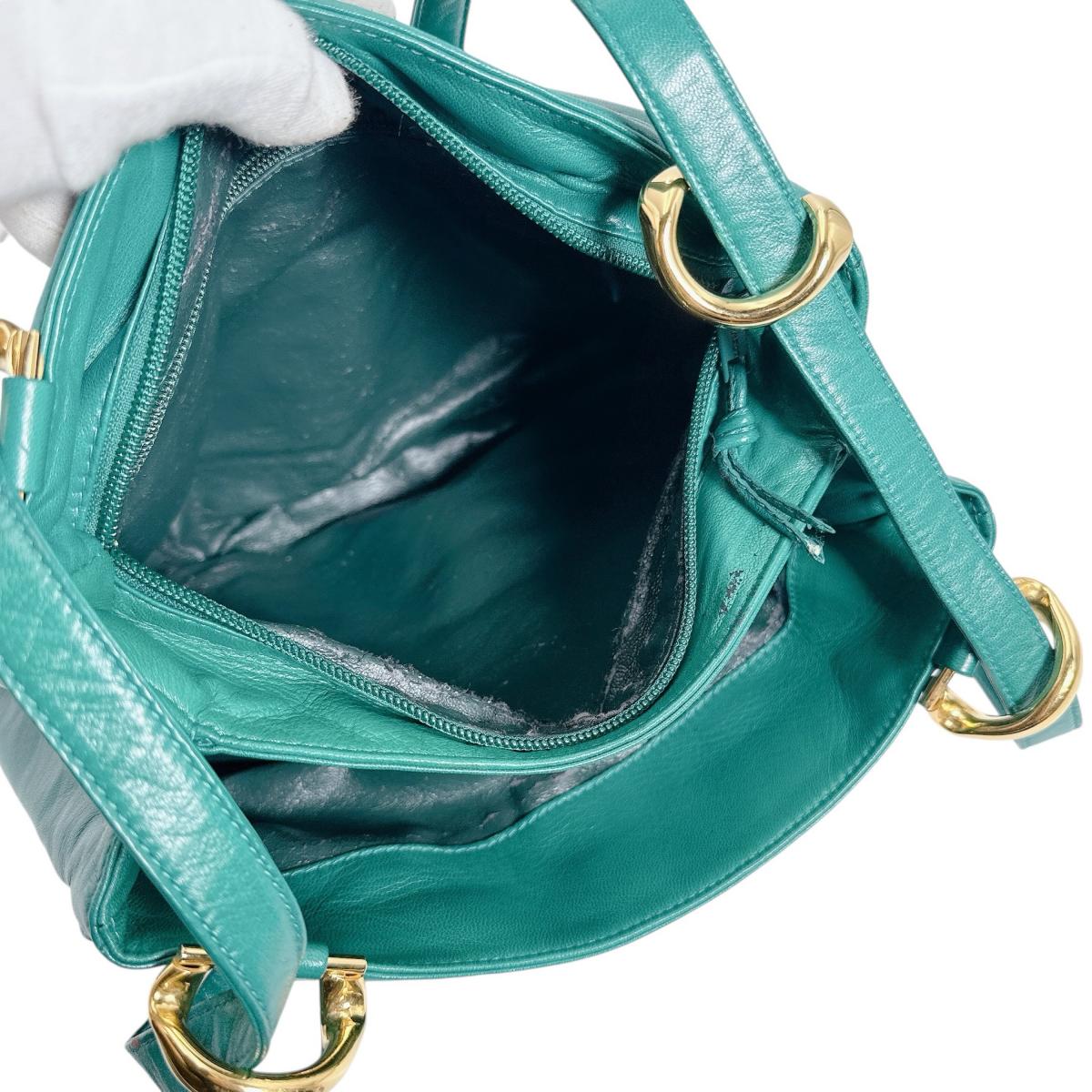 ロエベ LOEWE ショルダーバッグ
 ワンショルダー アナグラム レザー 1846 グリーン 【SS】
 【中古】