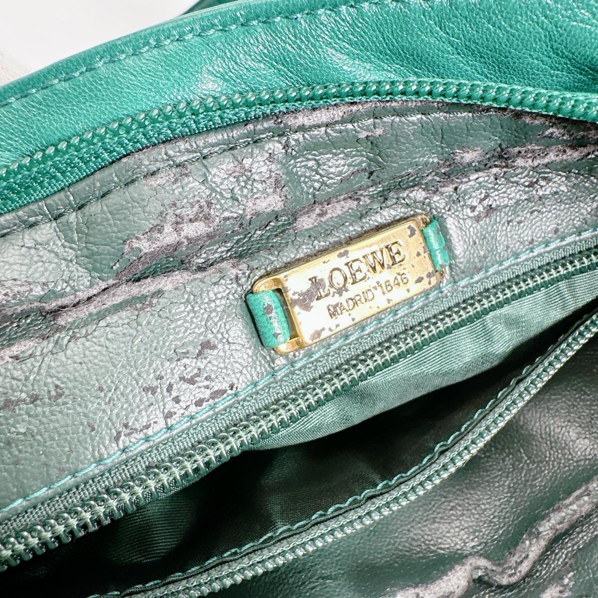 ロエベ LOEWE ショルダーバッグ
 ワンショルダー アナグラム レザー 1846 グリーン 【SS】
 【中古】