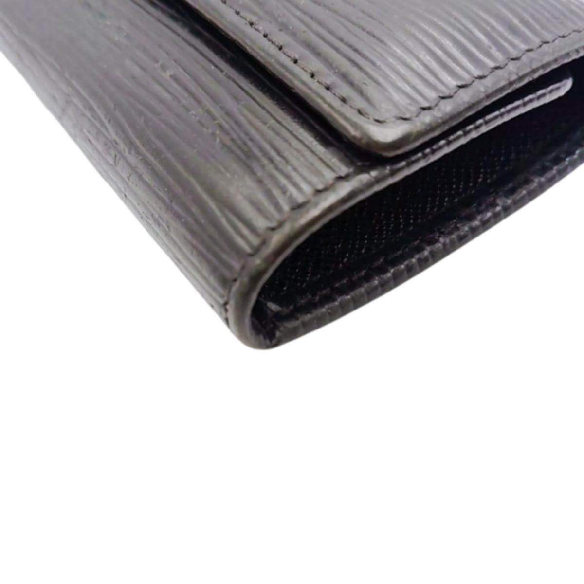 ルイヴィトン LOUIS VUITTON キーケース
 キーケース エピ ミュルティクレ6 エピレザー M63812 ノワール LV
 【SS】
 【中古】