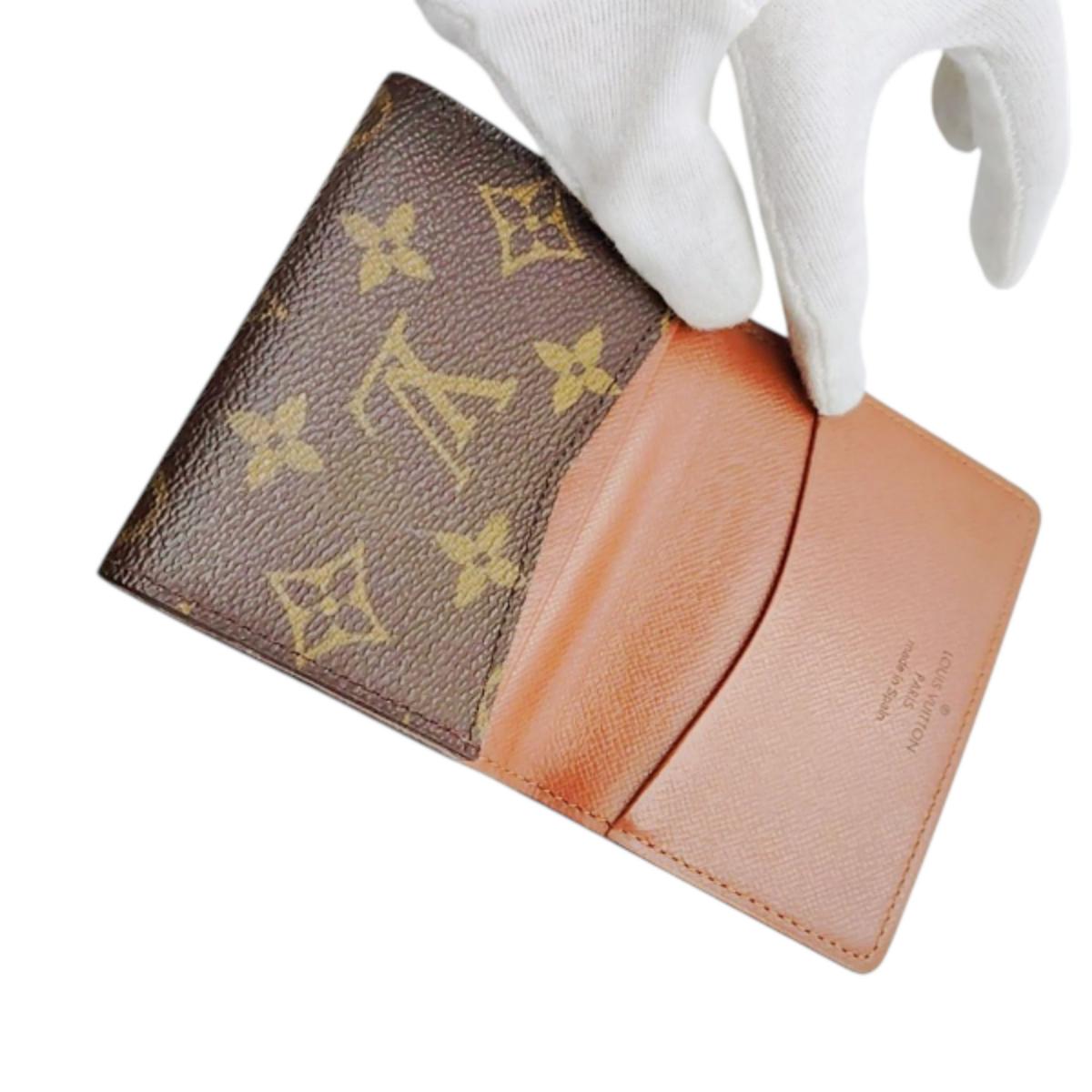 ルイヴィトン LOUIS VUITTON 名刺入れ
 カードケース モノグラム アンヴェロップ・カルト ドゥ ヴィジット モノグラムキャンバス M62920 ブラウン LV
 【SS】
 【中古】