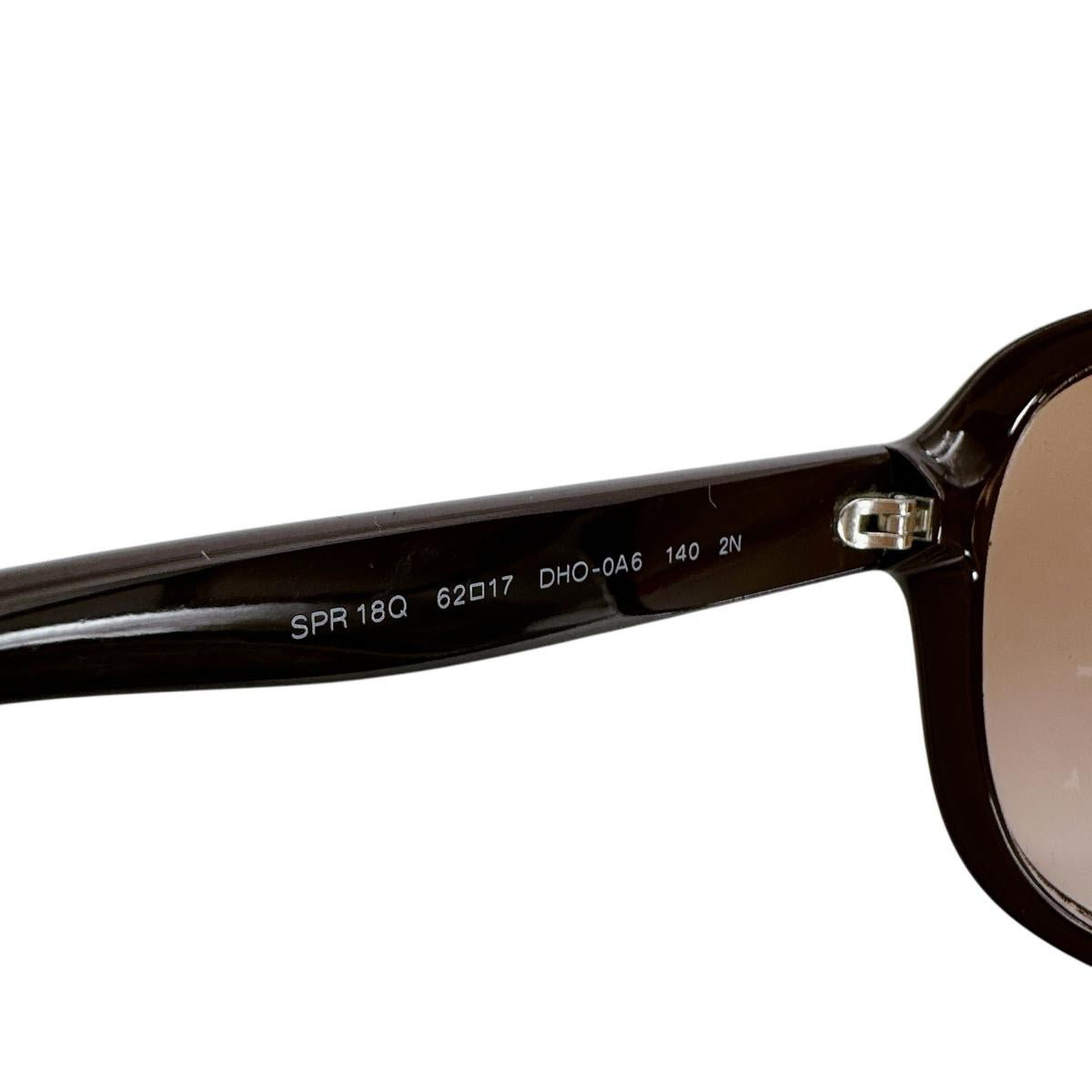 プラダ PRADA サングラス
 SPR18Q 140 2N 62□17 DHO-0A6 プラスチック ブラウン 【SS】
 【中古】