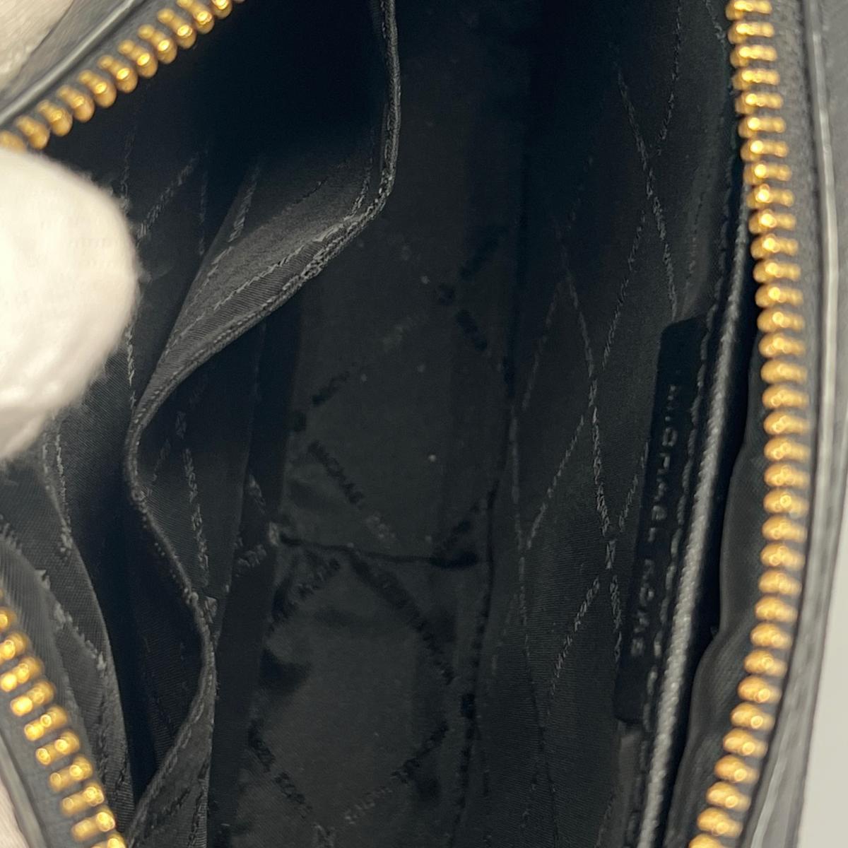 マイケルコース Michael Kors ショルダーバッグ
 チェーンバッグ サフィアーノ レザー PS-1808 ブラック 【SS】
 【中古】