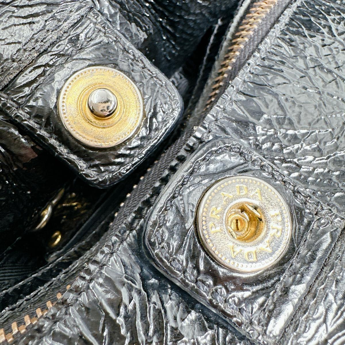 プラダ PRADA トートバッグ
 ショルダーバッグ エナメル A4対応 パテントレザー ブラック 【SS】
 【中古】